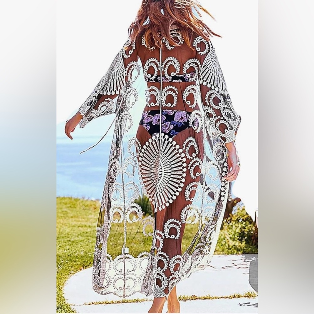 Black and White Embroidered Kimono